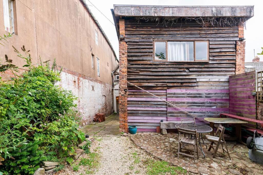 Medieval Roots And Harry Potter Townhouse - Hiking Near Ludlow 레민스터 외부 사진